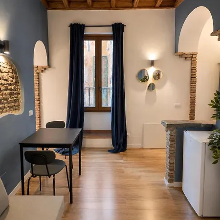 In Trastevere شقة